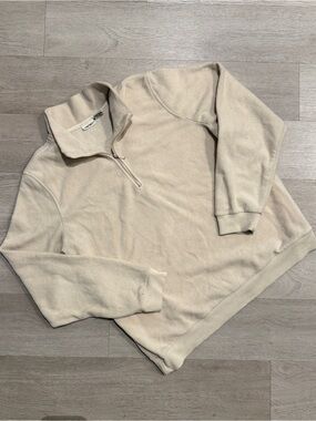 Cream Cherokee quarter zip sweater